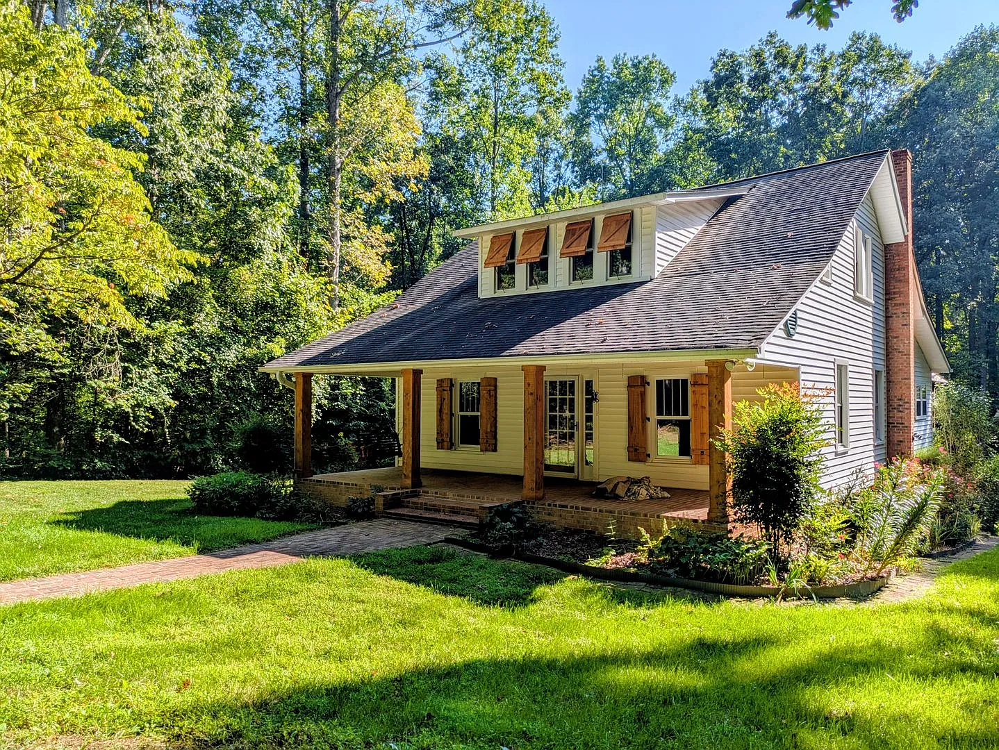 1540 Yadkinville Road — Photo 3