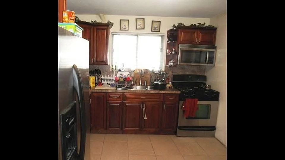 4 Albert Ct