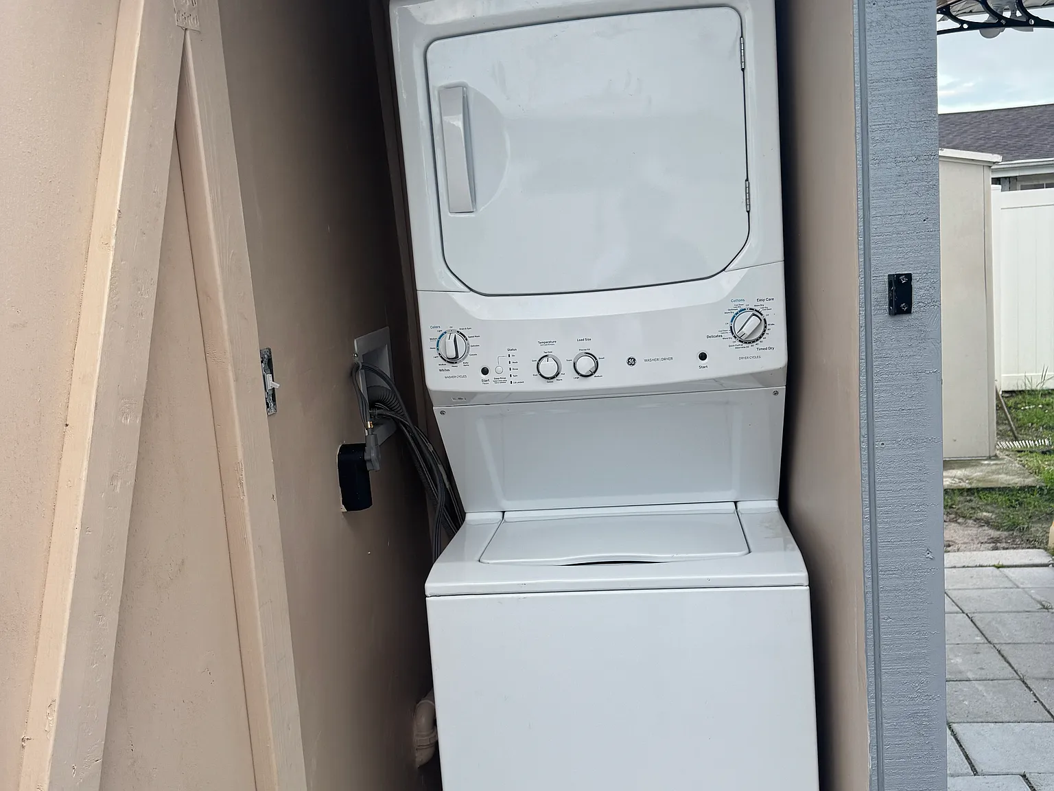 1 bed, 350 sqft, $1,275 — Photo 3