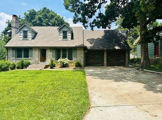 7216 W 55th St, Overland Park, KS 66202