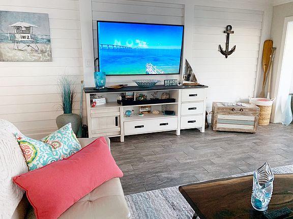 Living Room w/ Shiplap Wall