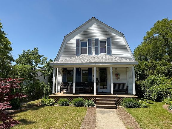 2nd image of 217 Middleboro Rd