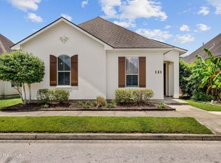 121 Laurel Grove Blvd, Youngsville, LA 70592