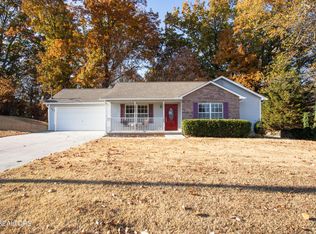 280 Crestwood Dr, Lenoir City, TN 37771