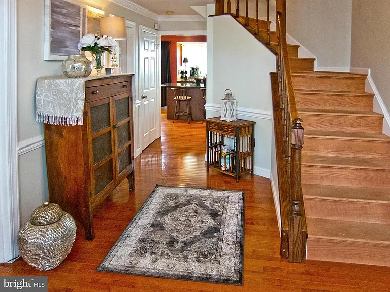 2657 Meadow Hall Dr — Photo 4