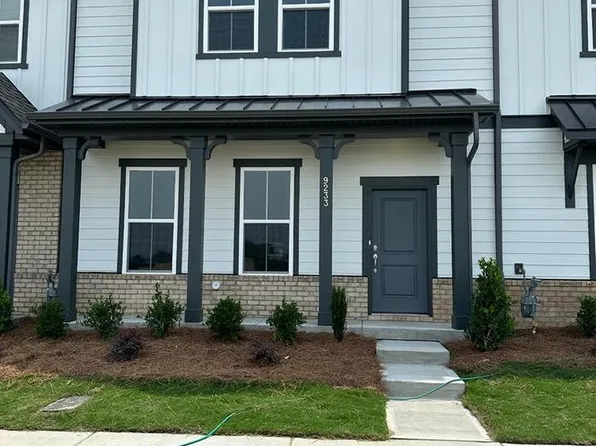 9233 Harwen Ln, Charlotte, NC 28215