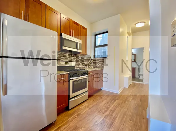 27 West 118th Street image 1 of 6