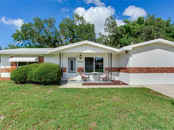 7562 117th St, Seminole, FL 33772