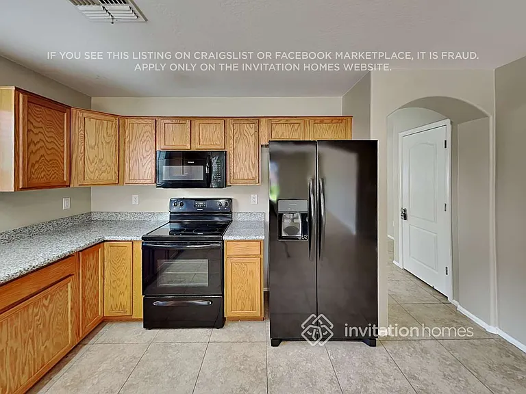 38166 N Sandy Dr — Photo 9