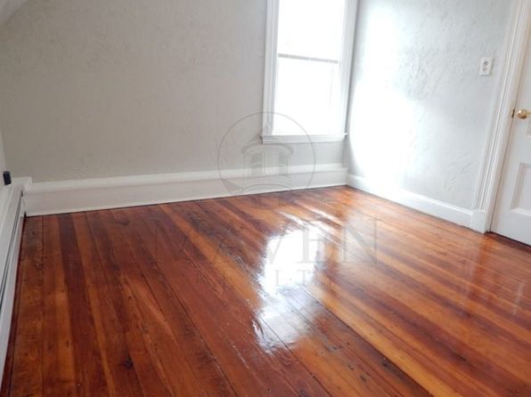 21 Saint Clements Rd #1, Medford, MA 02155