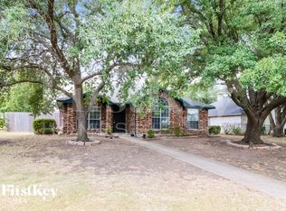 1129 Rosewood Ln, Lancaster, TX 75146