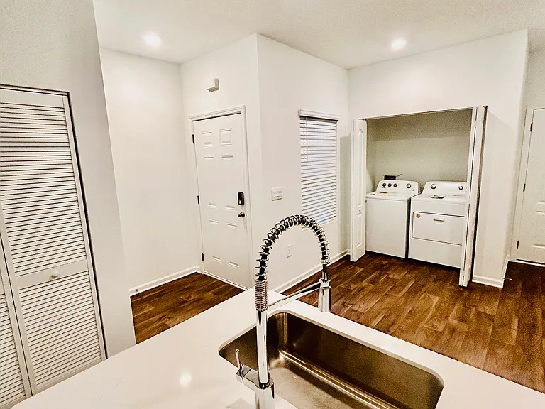 9011 Alpine Aster Rd — Photo 8