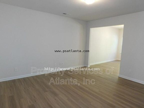 4th image of 143 Sawgrass Dr
