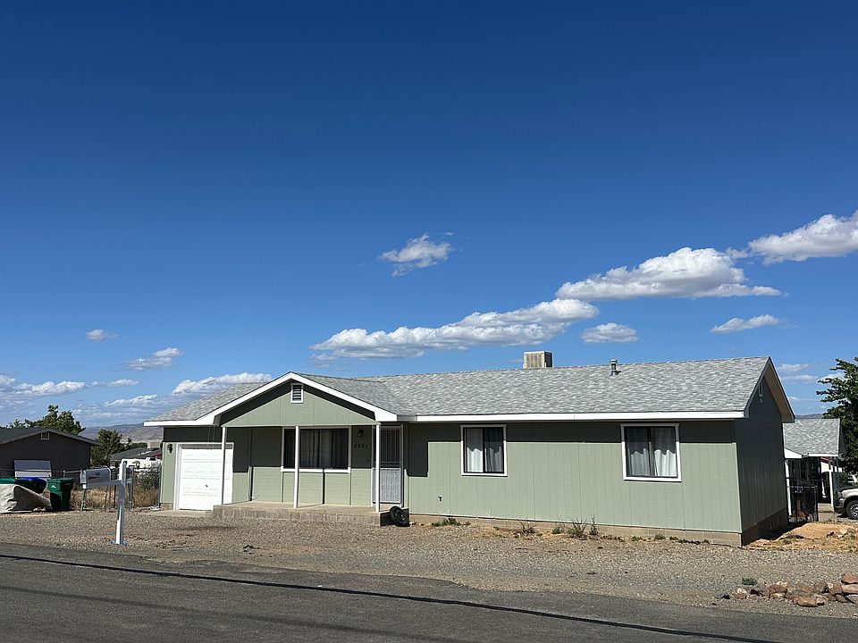 1st image of 3021 N Castle Dr