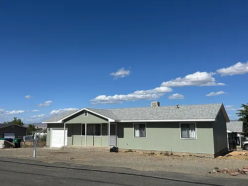 3021 N Castle Dr Photo 1