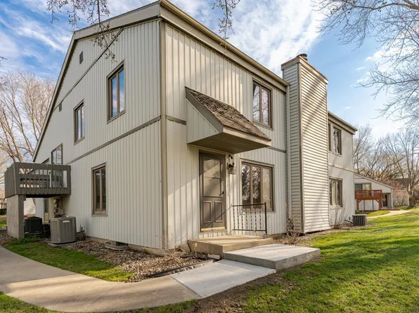 1902 26th Ave NW, Rochester, MN 55901