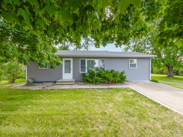 24341 S Sunset Dr, Channahon, IL 60410