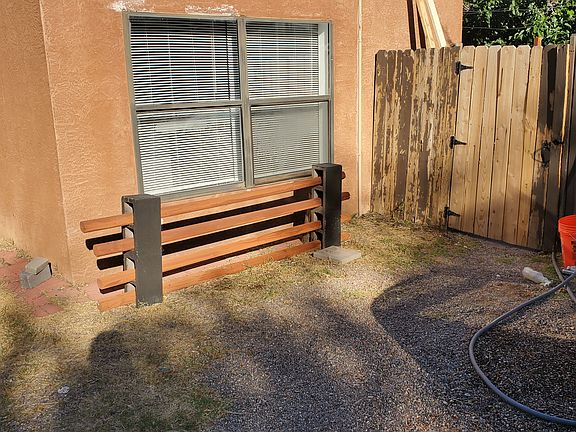2nd image of 141 Mesilla St NE #1/2