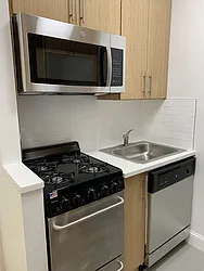 Rented by Urban Real Estate Inc