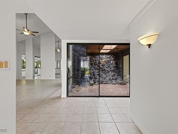 5th image of 2480 Domingo St