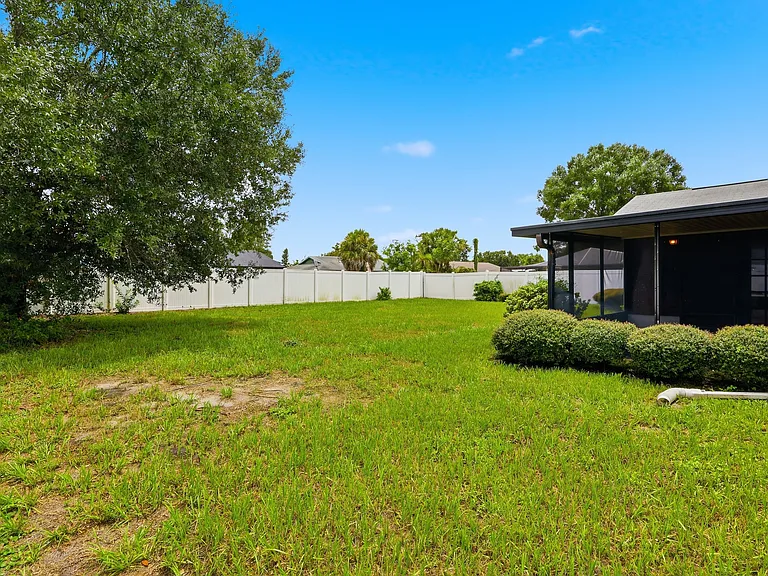 14505 Farm Hills Pl — Photo 13