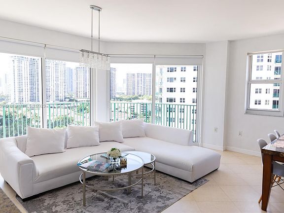 3rd image of 20000 Country Club Dr APT 1001