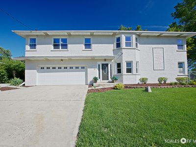 1126 E Thomas St, Arlington Heights, IL, 60004