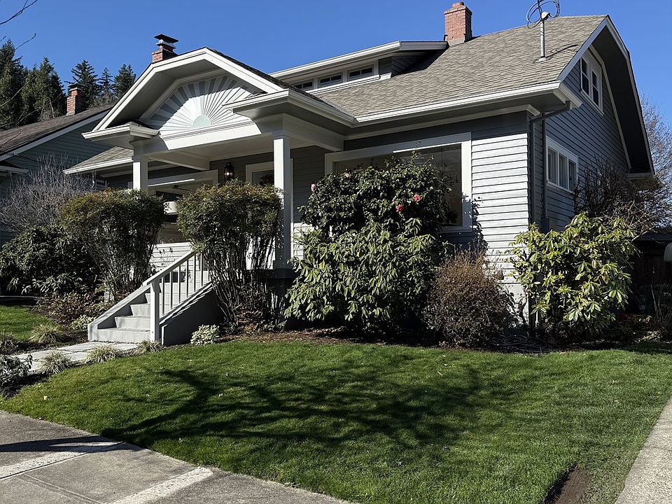 2nd image of 245 S Nebraska St