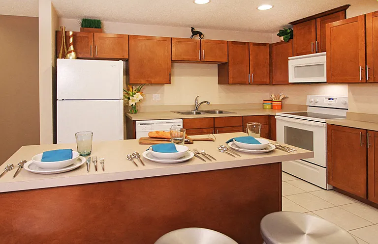 Alpine Village Apartments — Photo 15