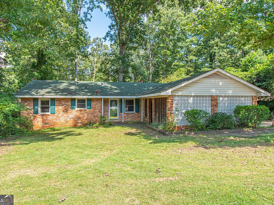 1005 College Station Rd