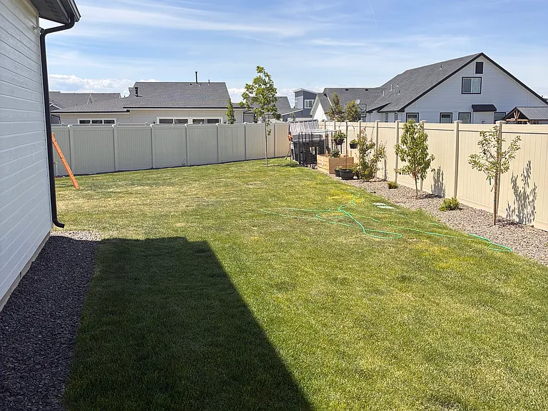 2754 W Nonius — Photo 11