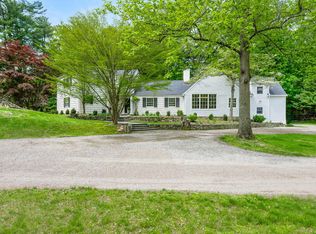 24 Sunswyck Rd, Darien, CT 06820