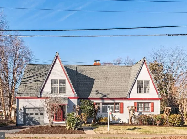 5801 Little Falls Rd, Arlington, VA 22207