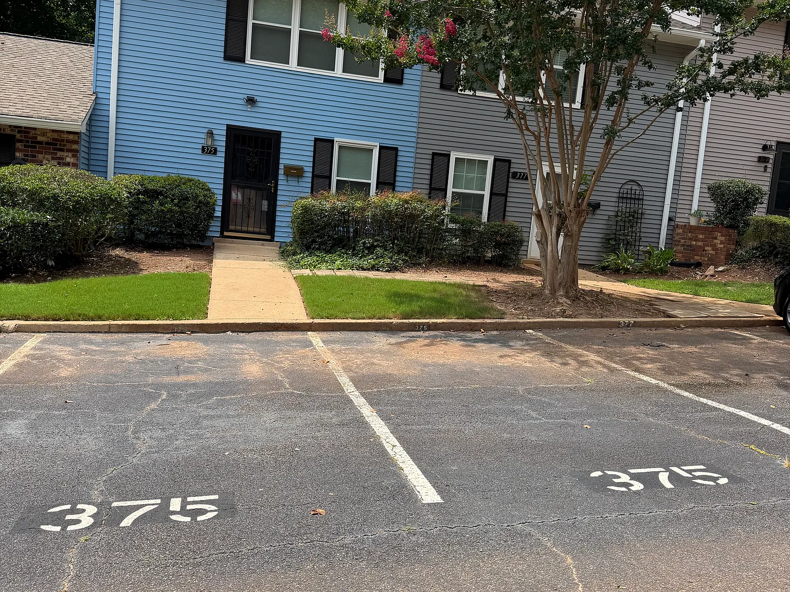 2 bed, 1.5 bath, 1080 sqft, $1,600 — Photo 1