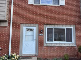 8281 Bristol St, Westland, MI 48185