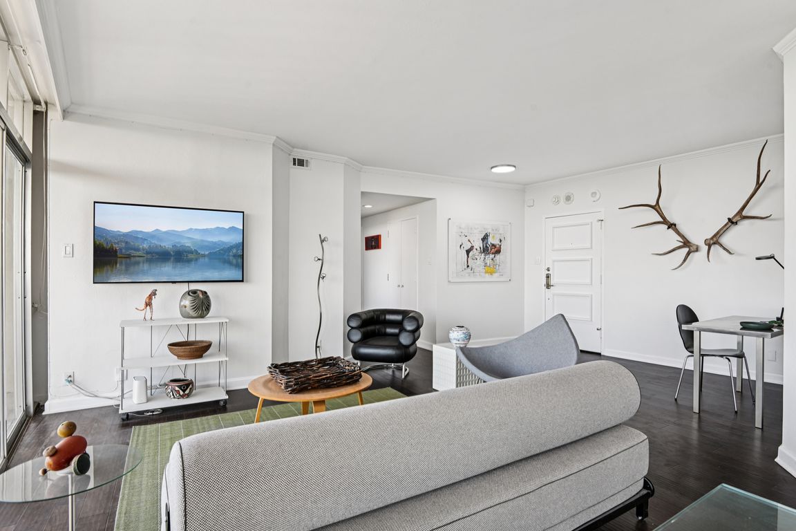 next background image