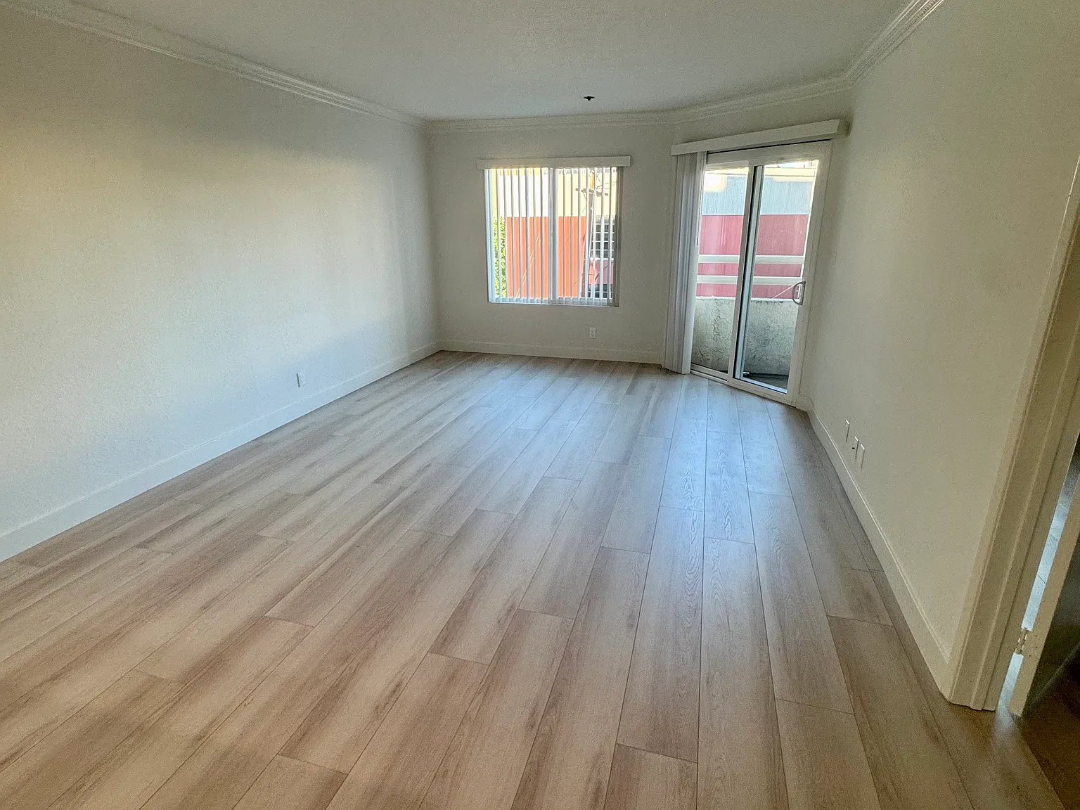2 bed, 950 sqft, $2,895 — Photo 1