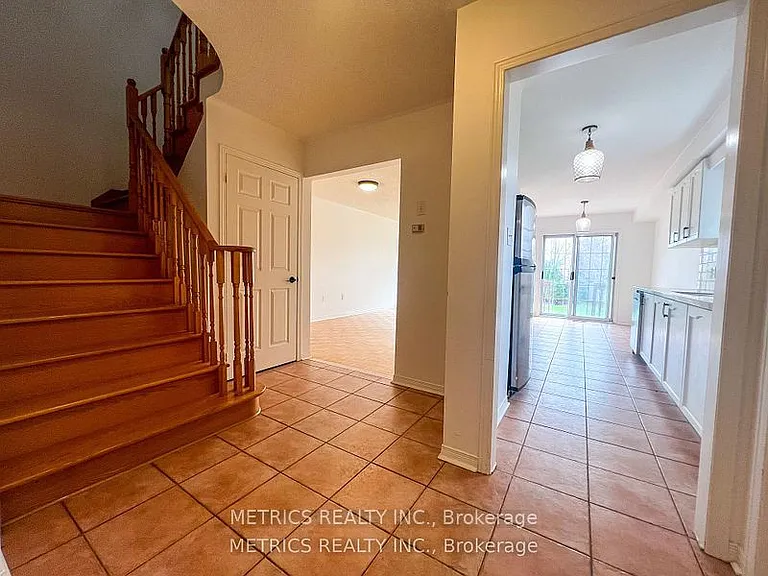 55 Frank Johnston Rd — Photo 9
