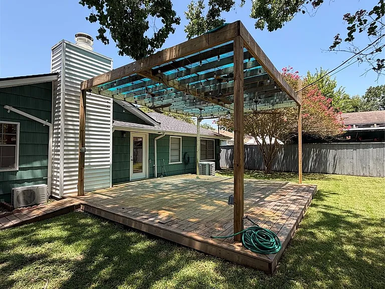 922 Hector Ave — Photo 37