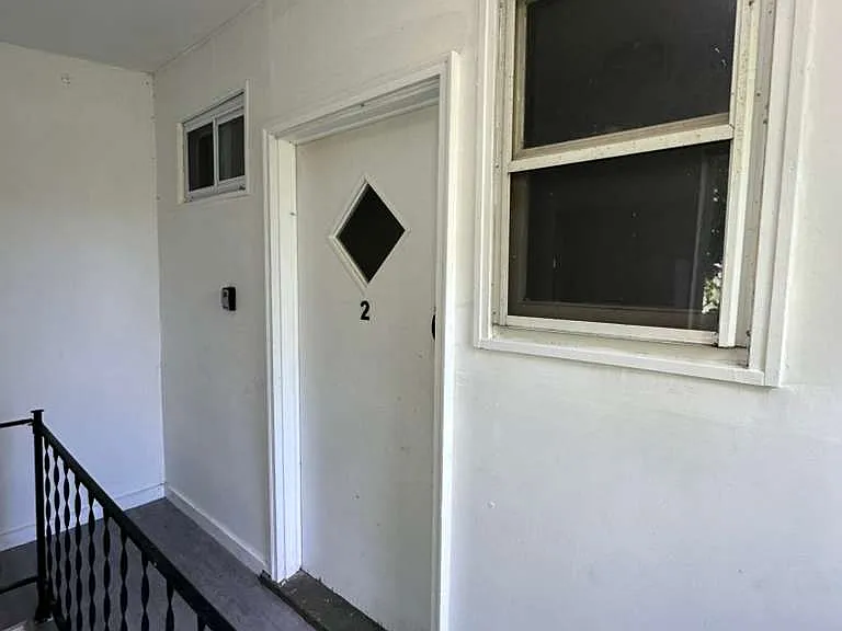 219 S Orchard St — Photo 11