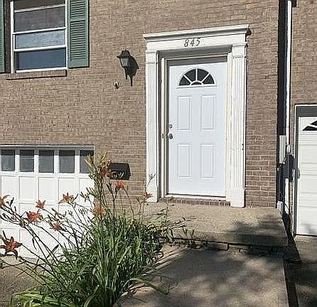2nd image of 845 Blackberry St