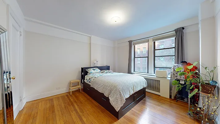 Rented by Bond New York | media 6