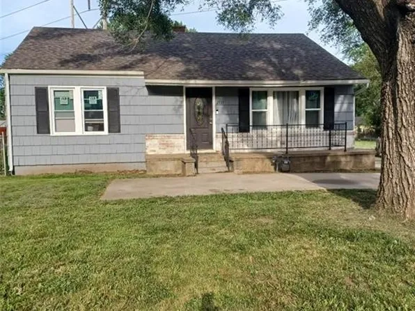 2131 S 38th St, Kansas City, KS 66106