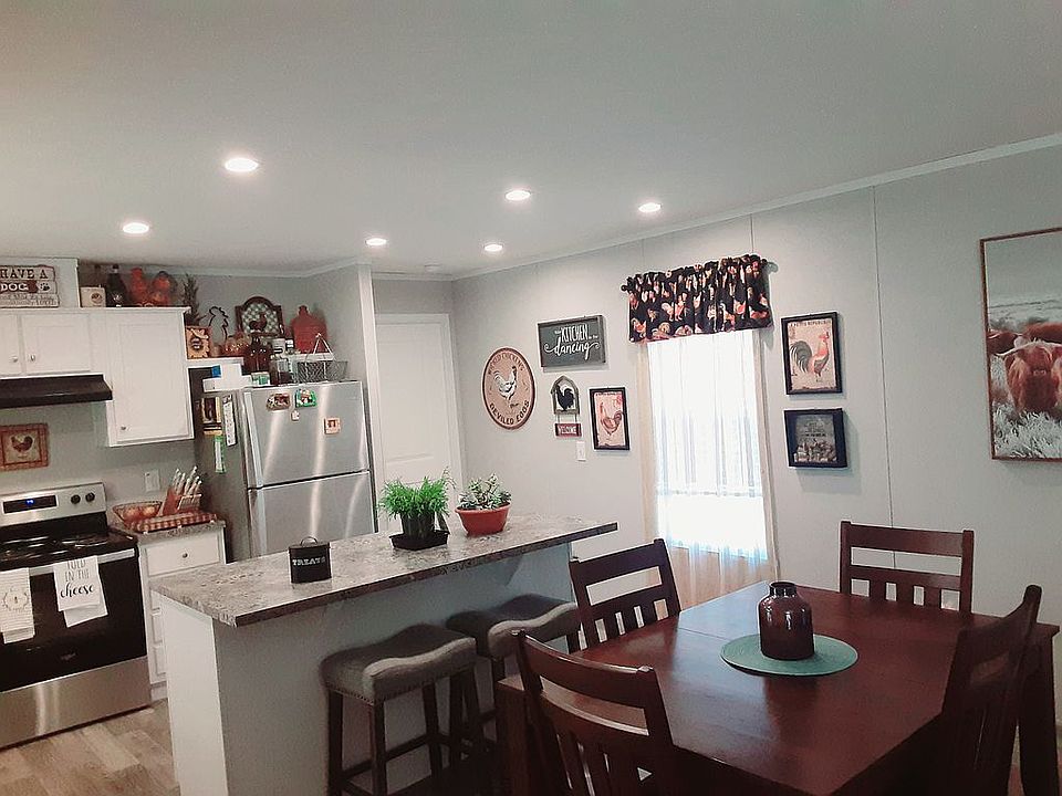 Dining & Kitchen