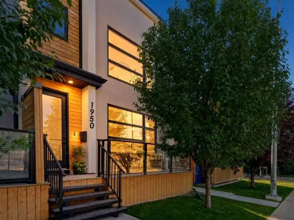 1950 W 12th St NW, Calgary, AB T2T 3N2
