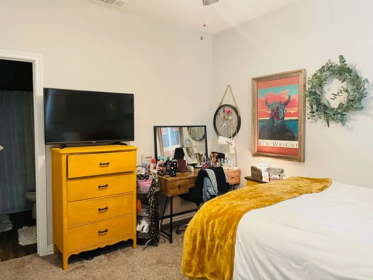 7001 Canter Ct — Photo 12