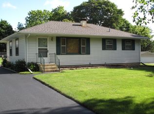 8578 Trudy Rd, Rockford, IL 61108