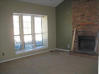 4th image of 3517 Riverview Dr