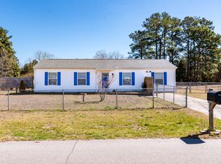 109 Riegel Dr, Hubert, NC 28539