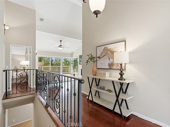 2nd image of 602 Calle Mirador